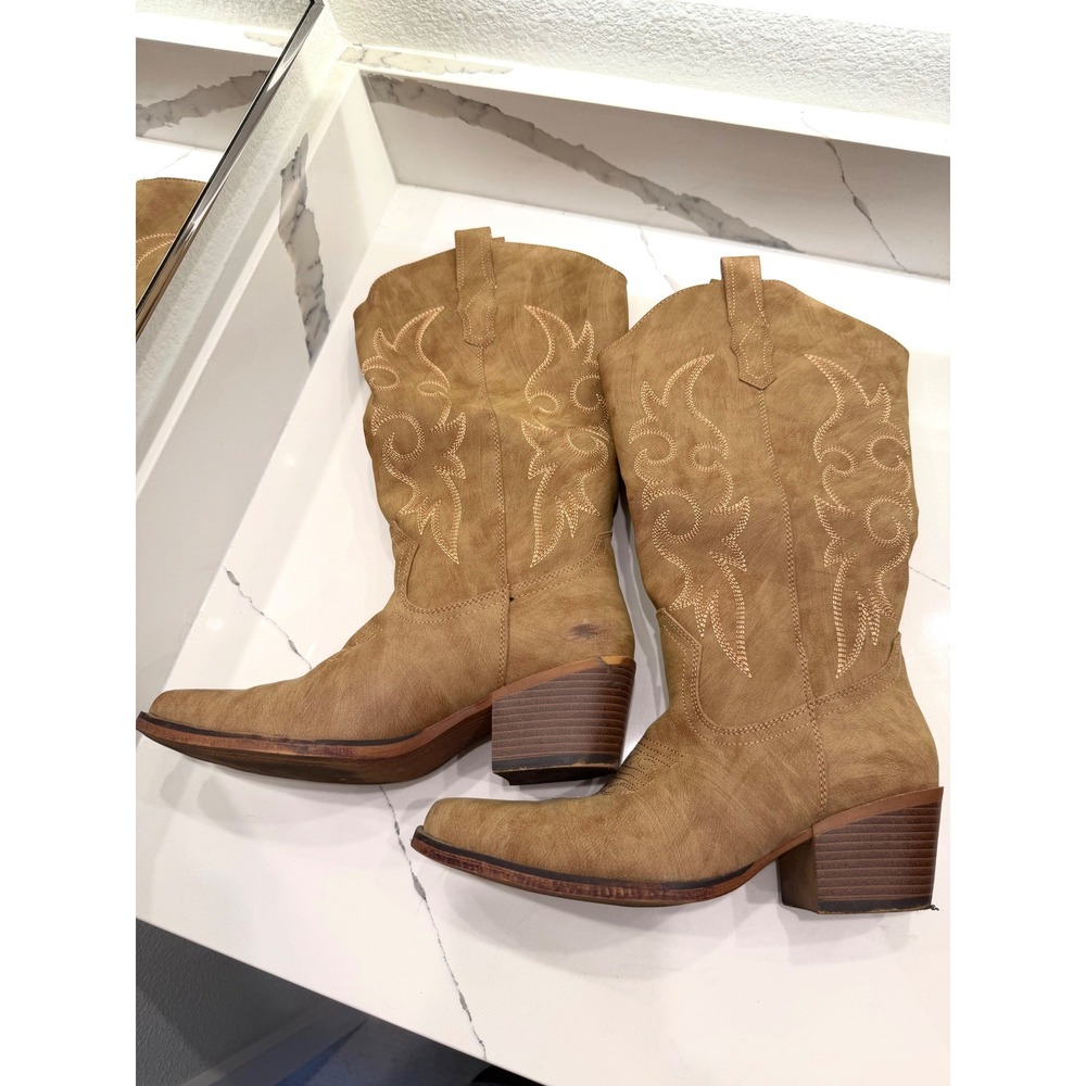 IUV Women Tan Brown Western Cowboy Boots Pointed Toe Block Heel Size 8 - Picture 3 of 7